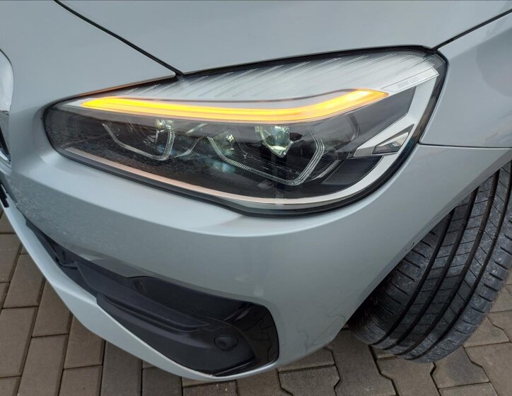 BMW Řada 2 MPV 1,5 l 80 kw