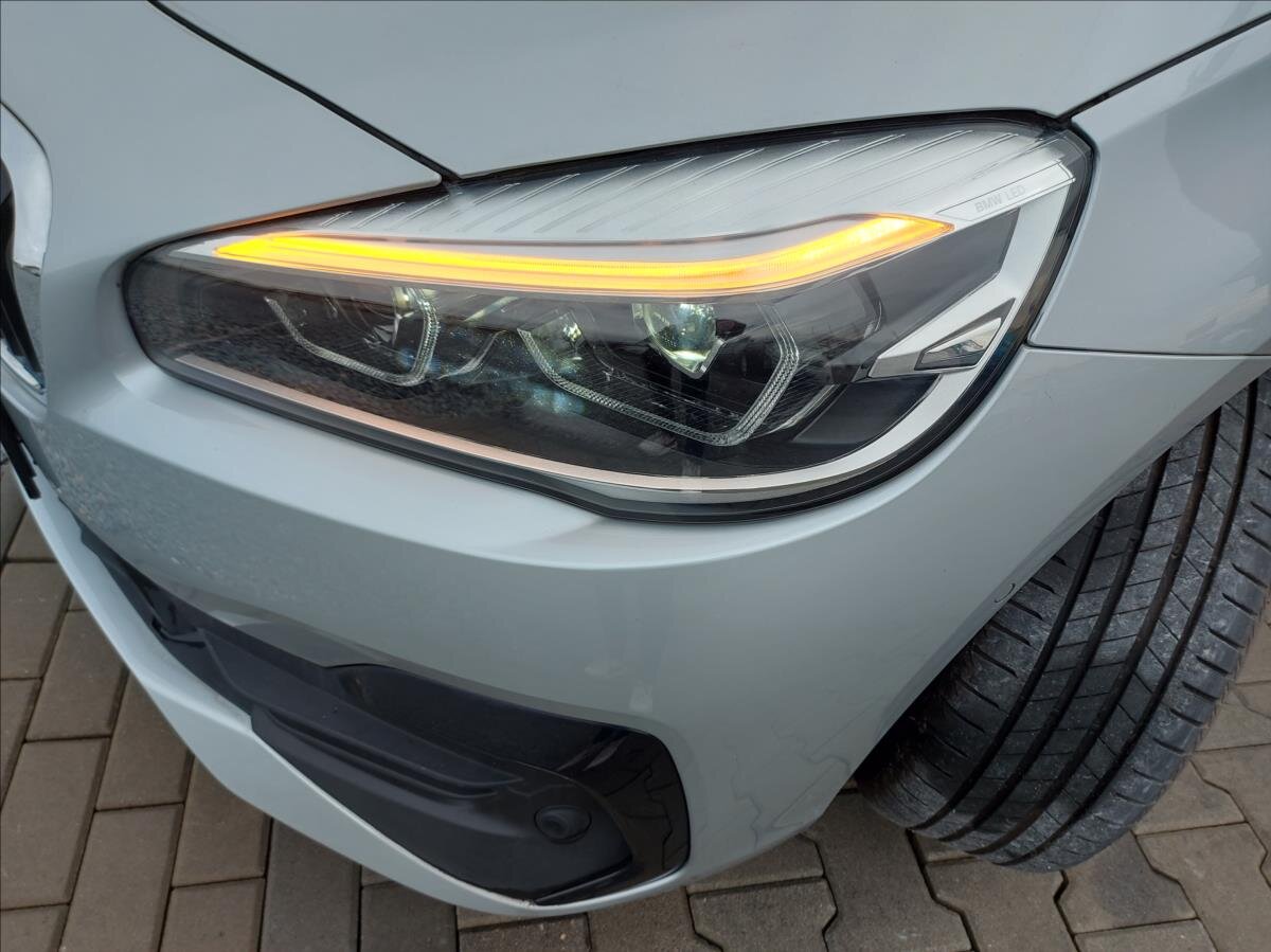 BMW Řada 2 MPV 1,5 l 80 kw