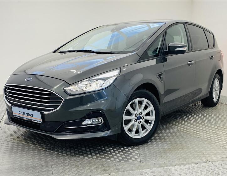Ford S-MAX 1