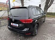 Volkswagen Touran 6