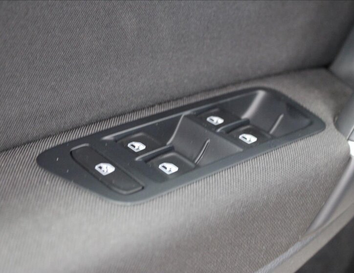 Volkswagen Golf Sportsvan 16