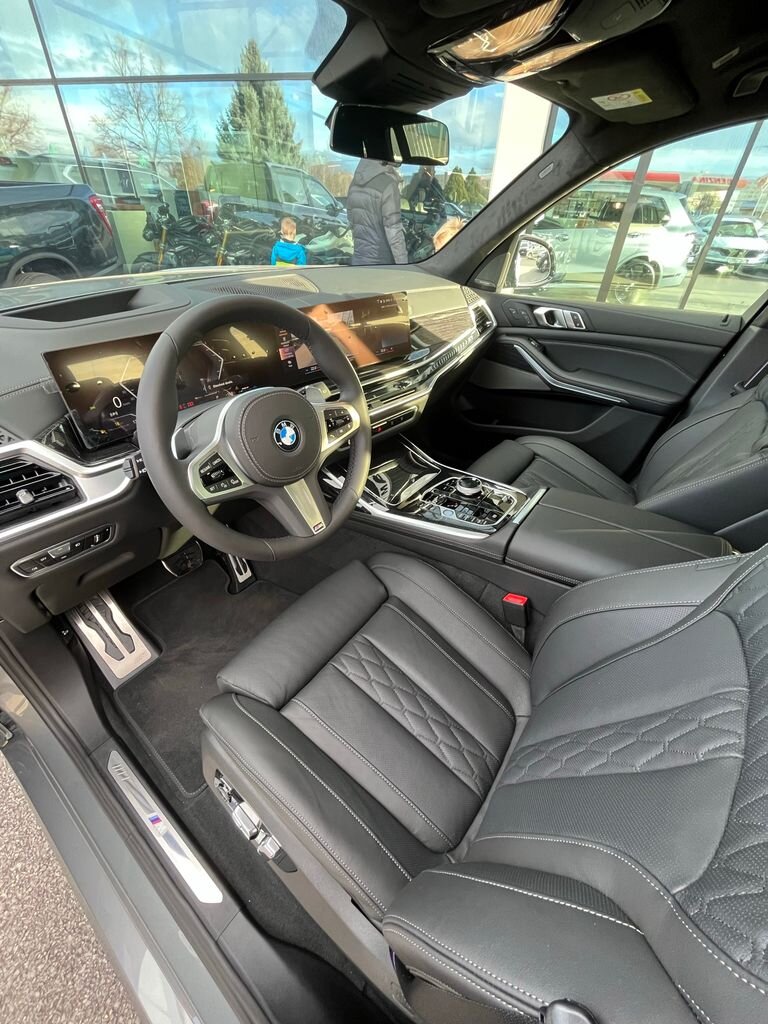 BMW X7 SUV / Terénní 3,0 l 280 kw