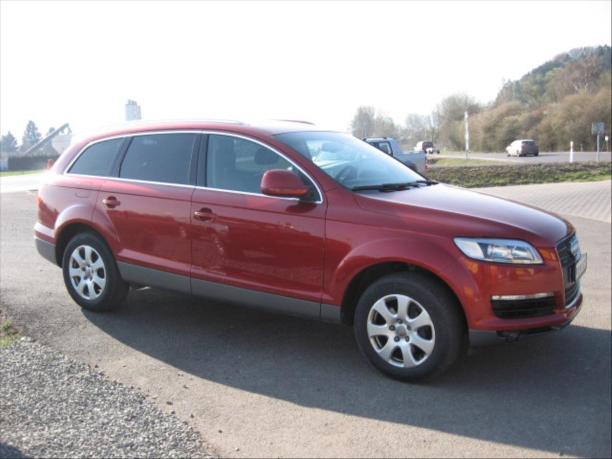 Audi Q7 SUV / Terénní 3,0 l 171 kw