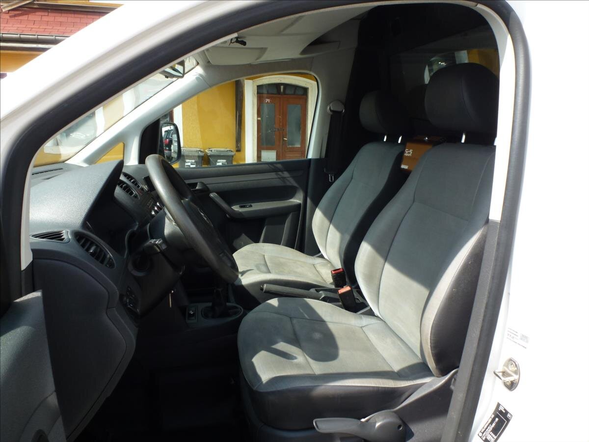 Volkswagen Caddy Skříň 1,6 l 75 kw
