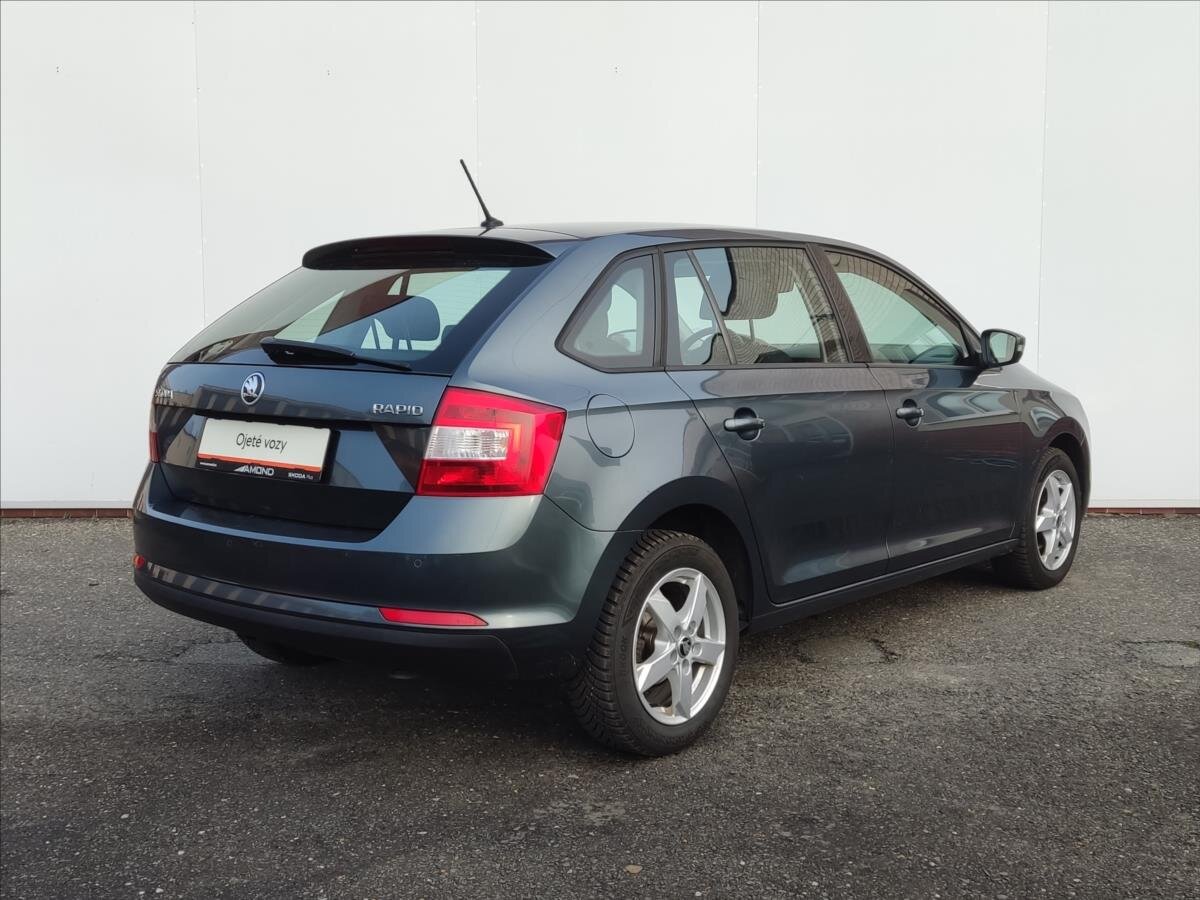 Škoda Rapid