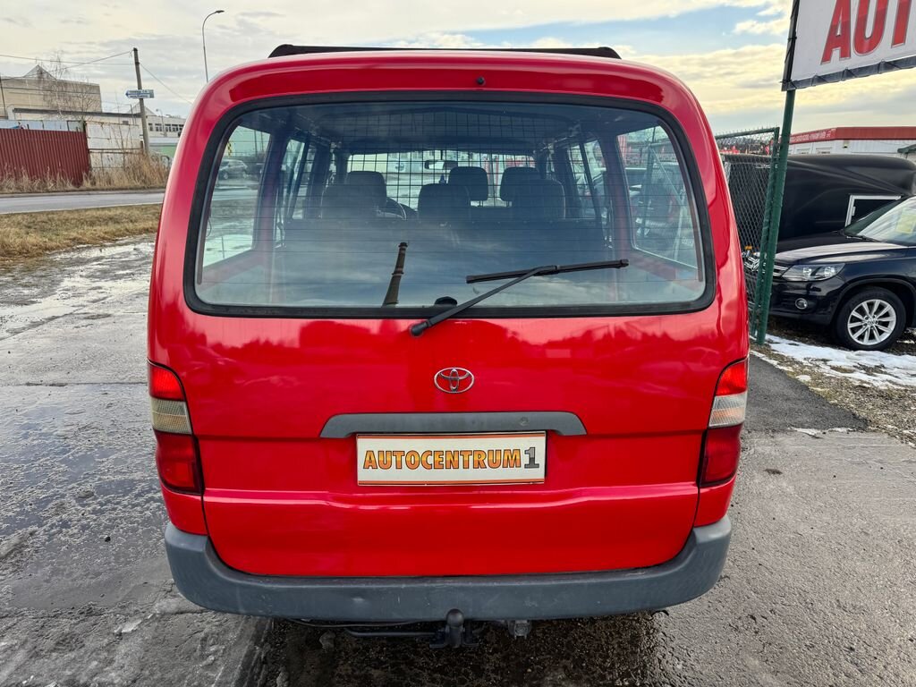 Toyota Hi-Ace Skříň 2,4 l 55 kw