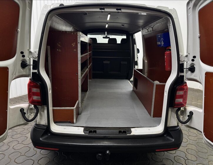 Volkswagen Transporter 24