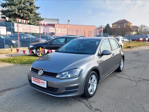 Volkswagen Golf Hatchback 1,2 l 81 kw
