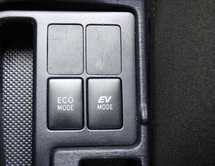 Toyota Yaris Hatchback 1,5 l 55 kw