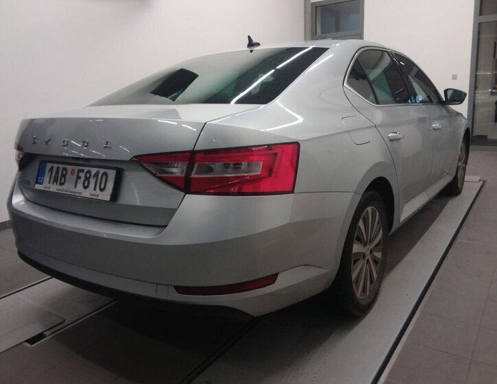 Škoda Superb 4