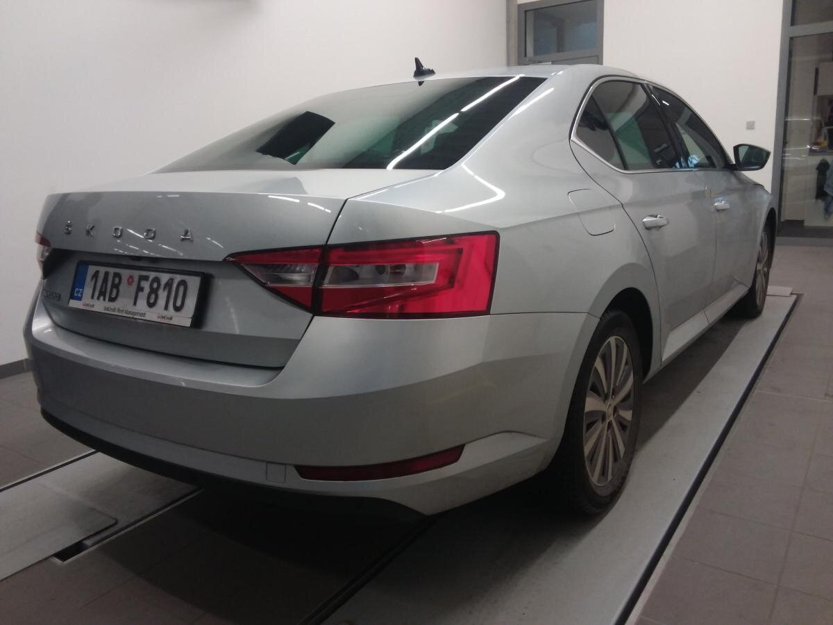 Škoda Superb