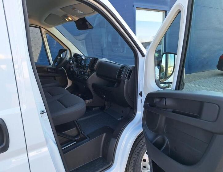 Peugeot Boxer 11