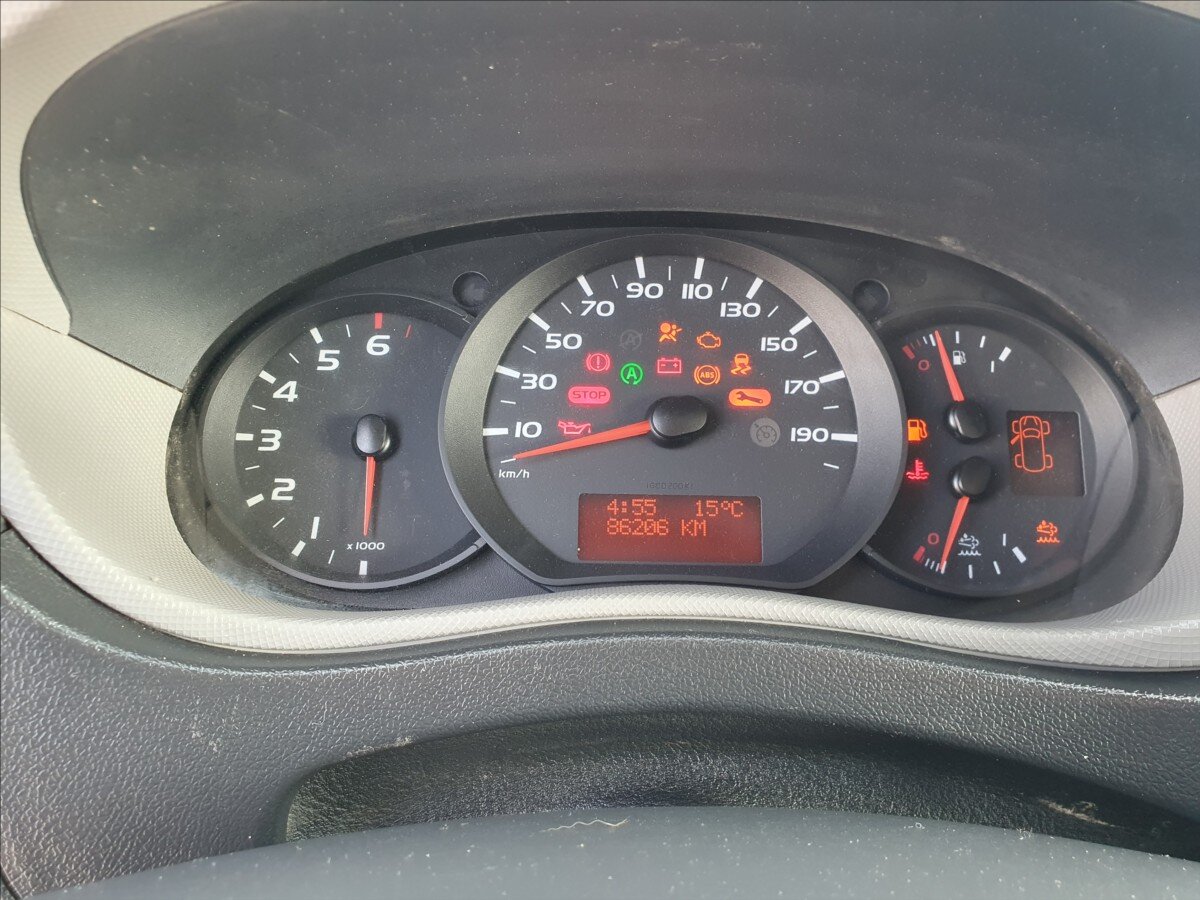 Nissan NV400 Sklápěč 2,3 l 120 kw