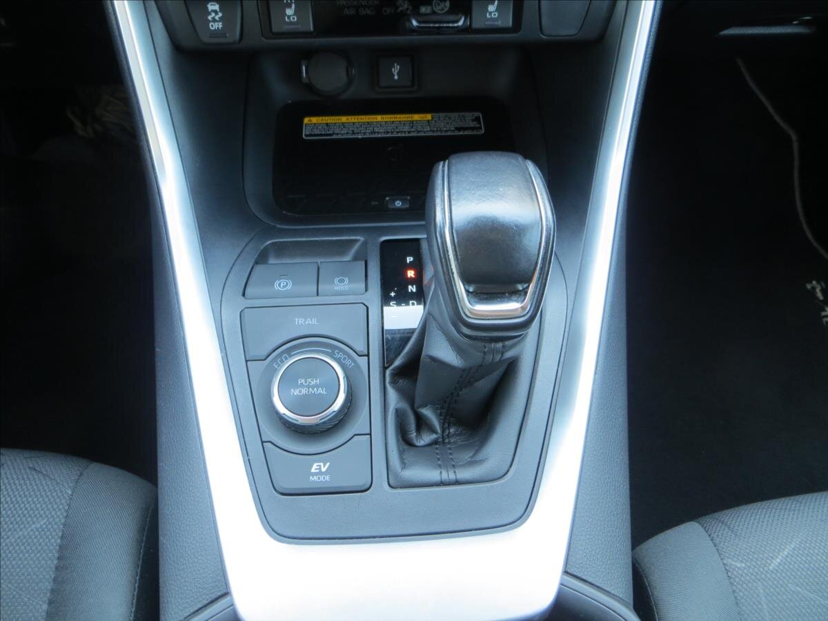 Toyota RAV4 SUV 2,5 l 131 kw