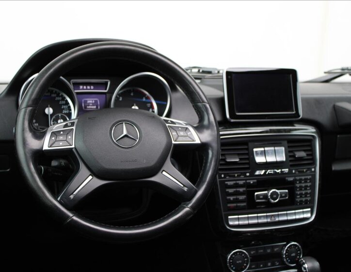 Mercedes-Benz Třídy G SUV / Terénní 3,0 l 155 kw