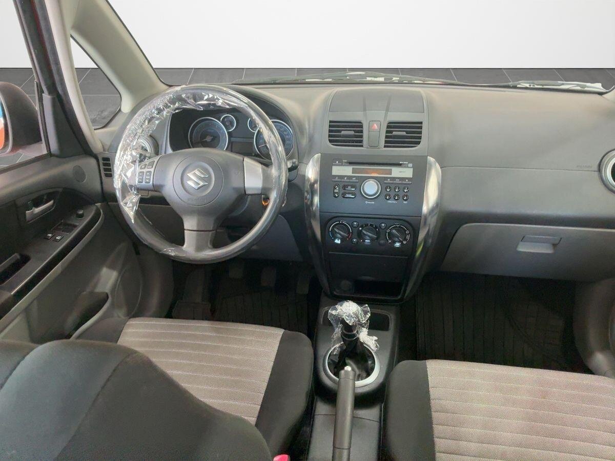 Suzuki SX4 SUV / Terénní 1,6 l 88 kw