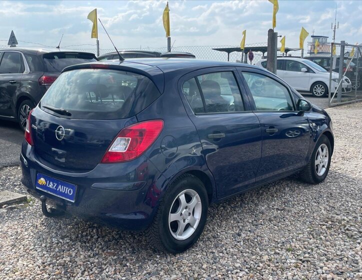 Opel Corsa Hatchback 1,4 l 66 kw