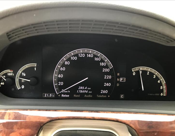 Mercedes-Benz Třídy S 11