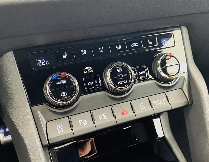 Škoda Karoq SUV / Terénní 2,0 l 110 kw