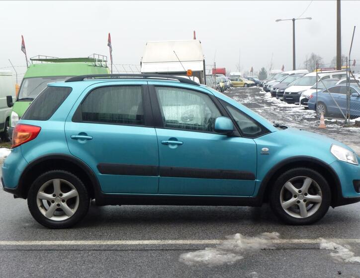 Suzuki SX4 4
