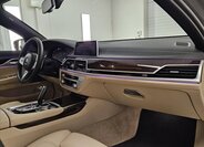 BMW Řada 7 Sedan / Limuzína 3,0 l 195 kw