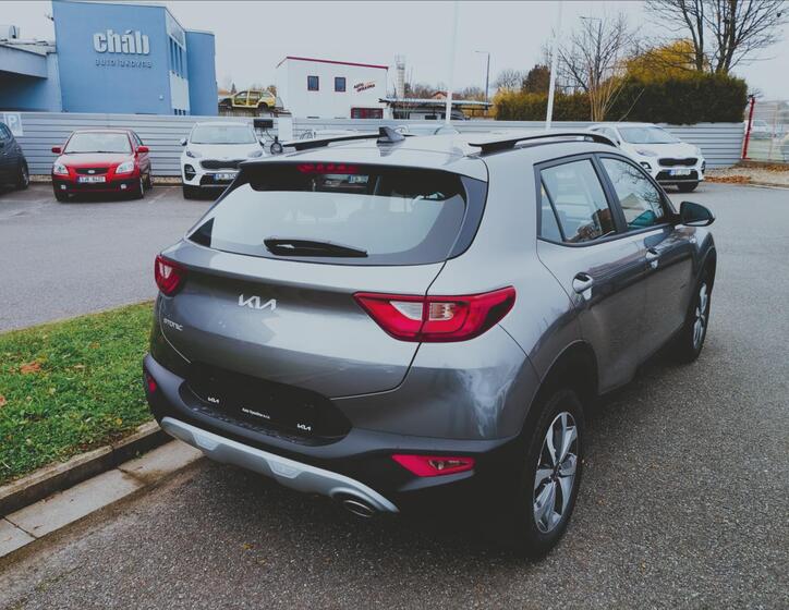 KIA Stonic 6