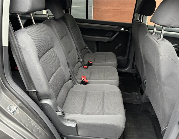 Volkswagen Touran MPV 1,9 l 77 kw