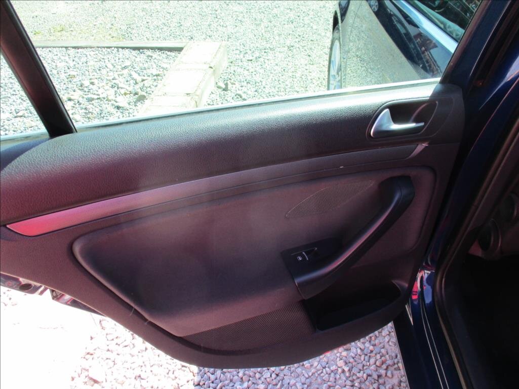 Volkswagen Golf Kombi 1,4 l 90 kw