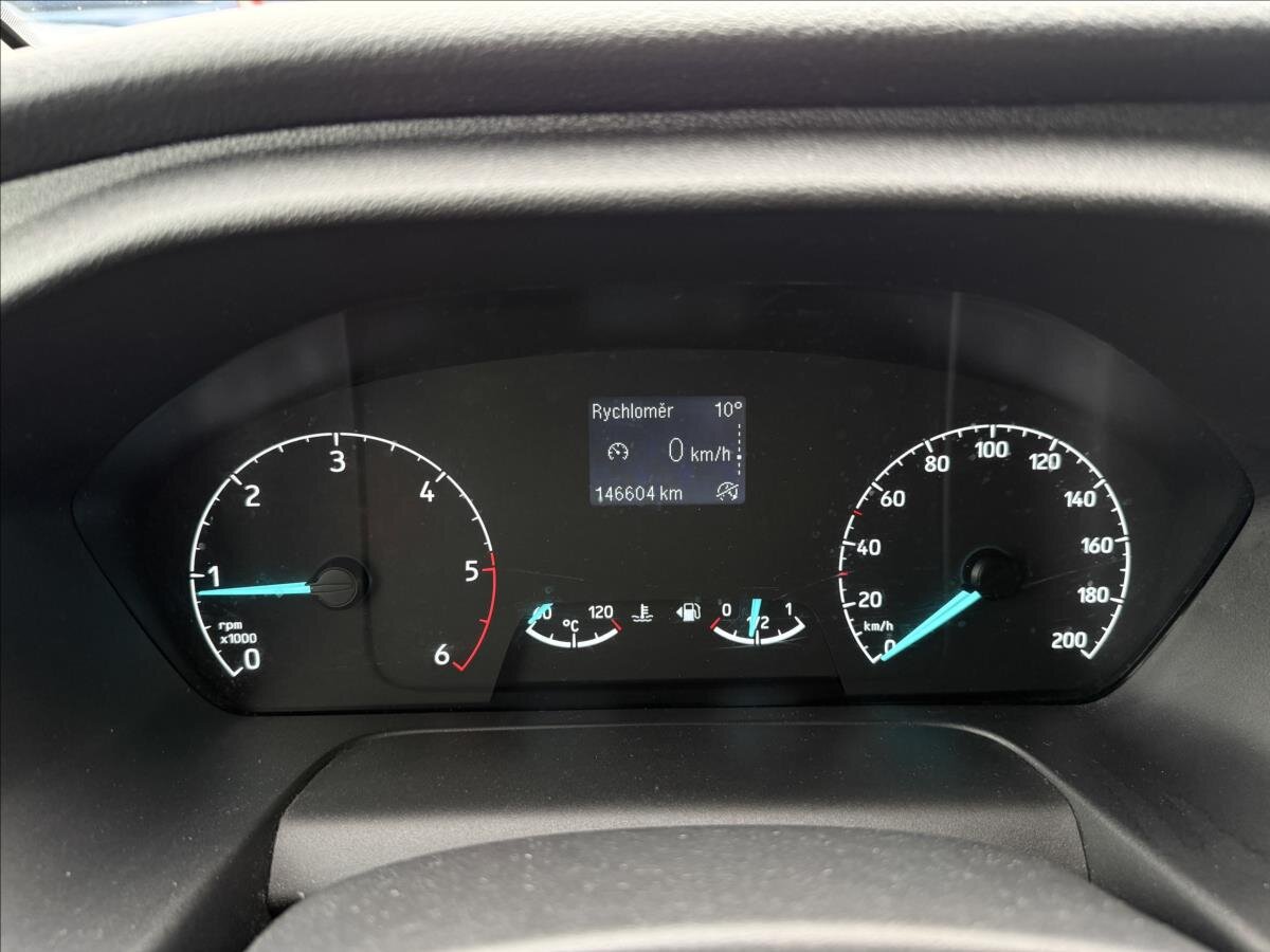 Ford Transit Custom Skříň 2,0 l 77 kw