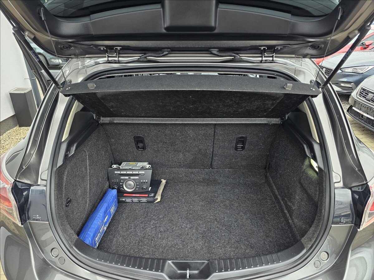 Mazda 3 Hatchback 1,6 l 77 kw