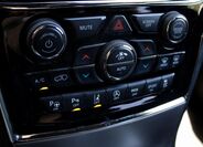 Jeep Grand Cherokee 19