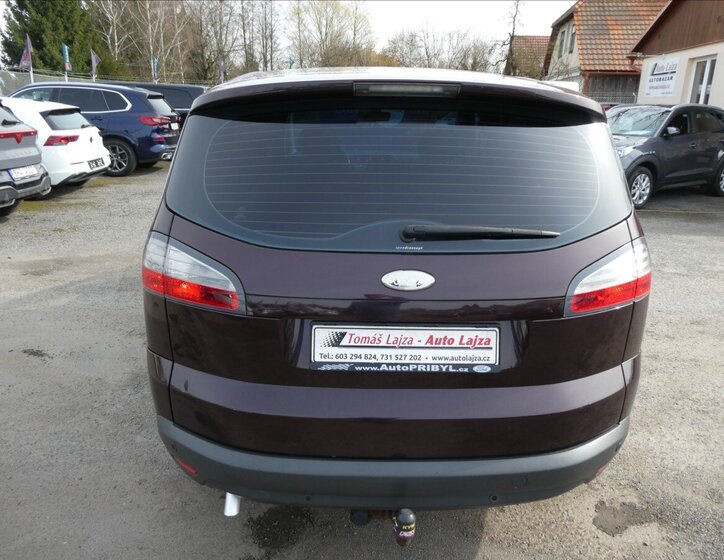Ford S-MAX MPV 2,0 l 107 kw