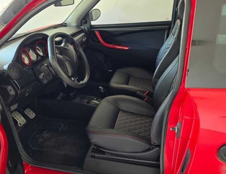 Ligier JS 50 L Hatchback 0,0 0