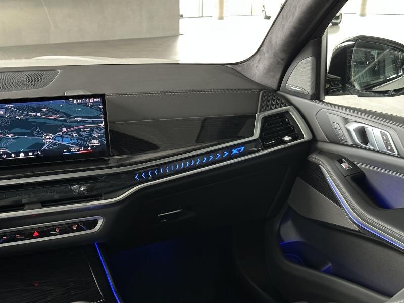 BMW X7 SUV 3,0 l 259 kw