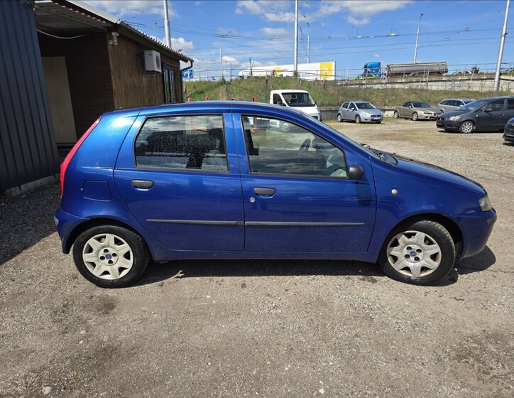 Fiat Punto Hatchback 1,2 l 44 kw
