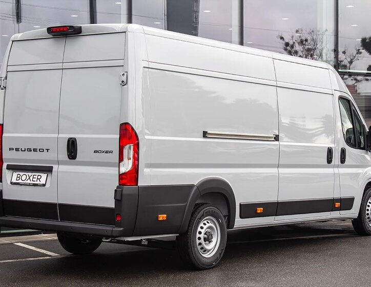 Peugeot Boxer Skříň 2,2 l 132 kw
