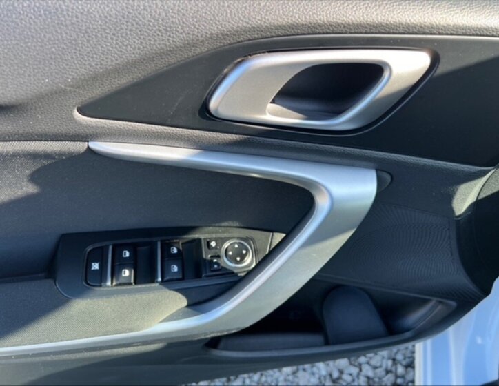 KIA Ceed Kombi 1,5 l 117 kw