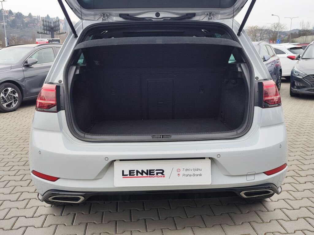 Volkswagen Golf Kombi 2,0 l 110 kw