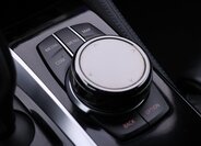 BMW Řada 5 Kombi 3,0 l 195 kw