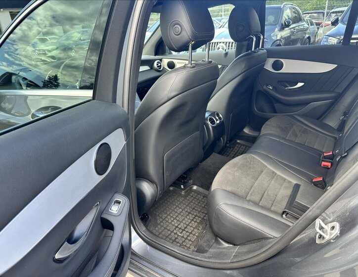 Mercedes-Benz GLC 11