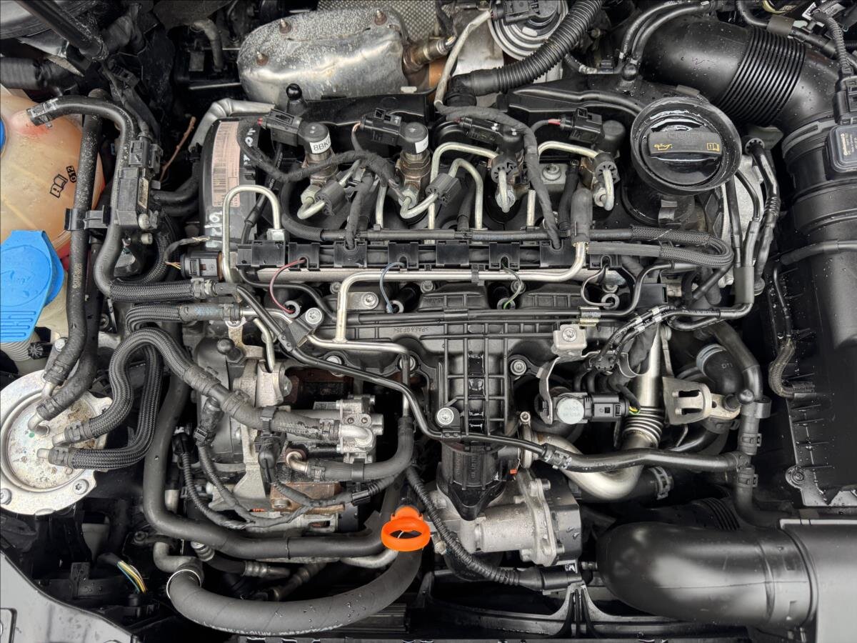 Volkswagen Golf Hatchback 1,6 l 77 kw