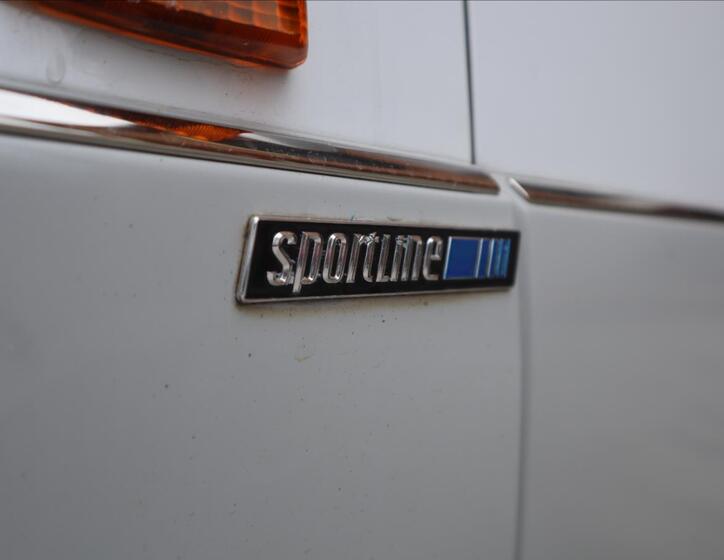 Mercedes-Benz 200 21