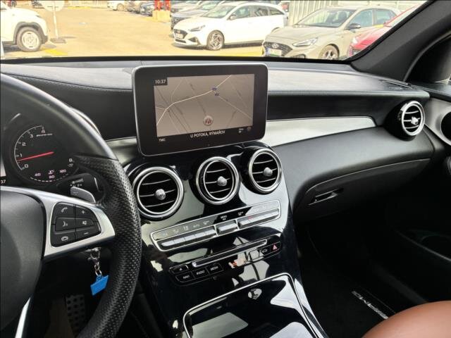 Mercedes-Benz GLC SUV / Terénní 3,0 l 270 kw