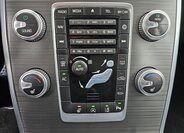 Volvo XC70 Kombi 2,0 l 133 kw