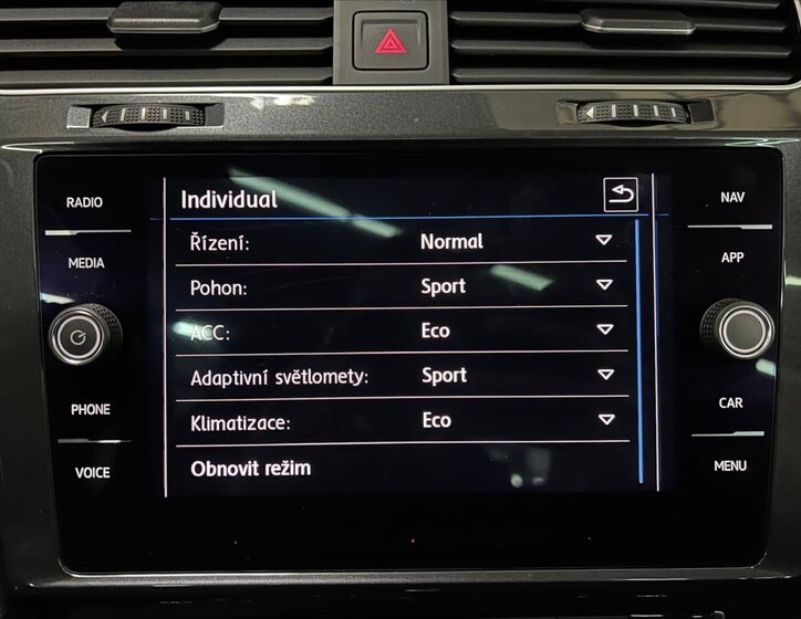 Volkswagen Golf Kombi 2,0 l 135 kw