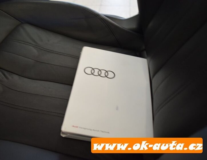 Audi Q5 SUV 2,0 l 0