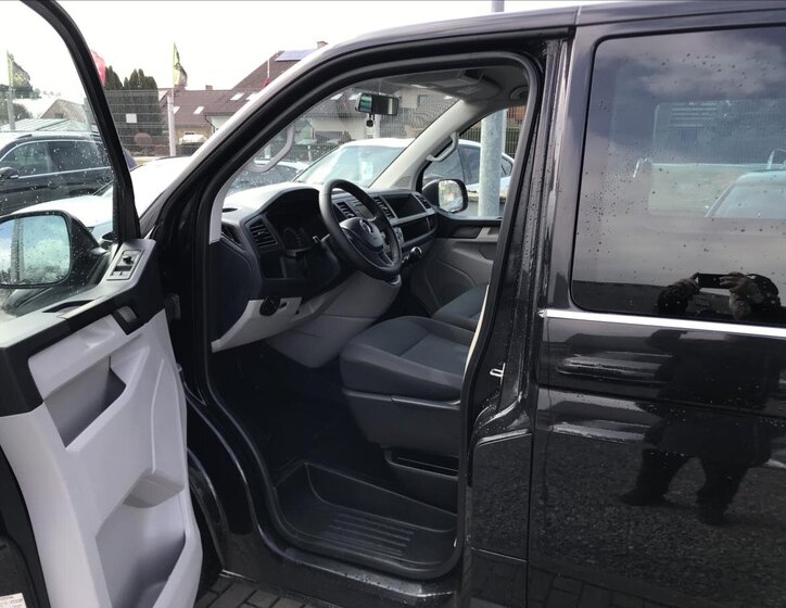 Volkswagen Transporter Kombi 2,0 l 110 kw