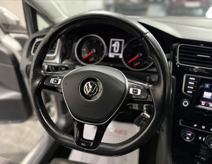 Volkswagen Golf Kombi 2,0 l 110 kw