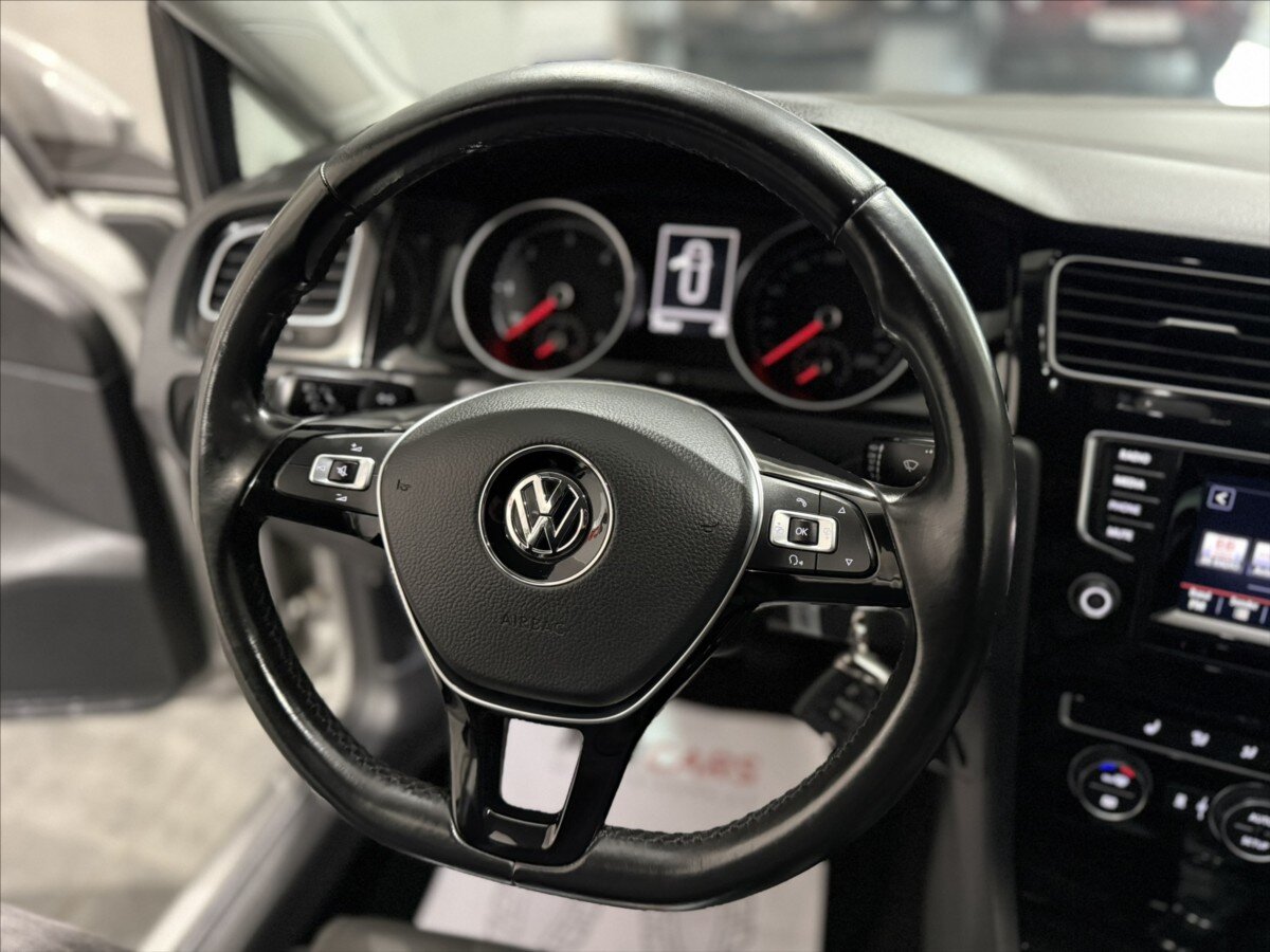 Volkswagen Golf Kombi 2,0 l 110 kw