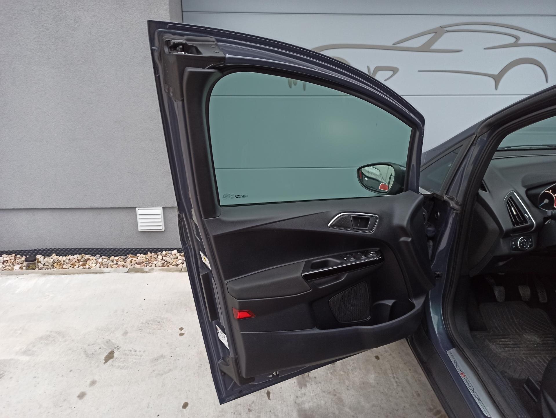 Ford B-MAX Hatchback 999,0 92 kw